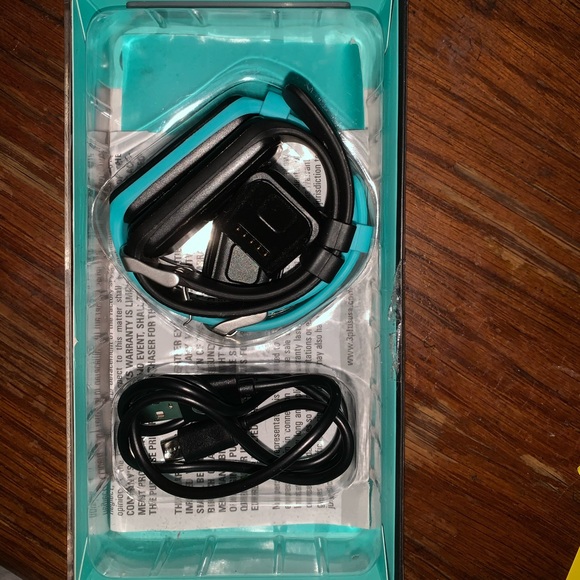 3 plus HR fitness tracker - Picture 4 of 7